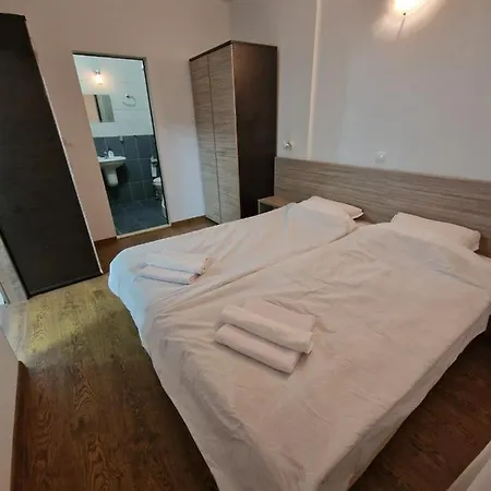 Апартамент За Гости Сами Apartment *
